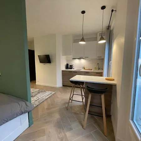 Cityzen Near Paris Orly דירה